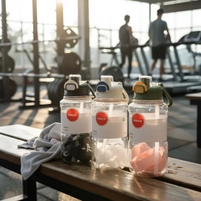 Botella 1L con Correa Blanco